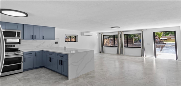4937 SW 28 Avenue DANIA BEACH, FL 33312 Dania Florida, 33312 | Single Family in Dania 2/2. Just Remodeled!