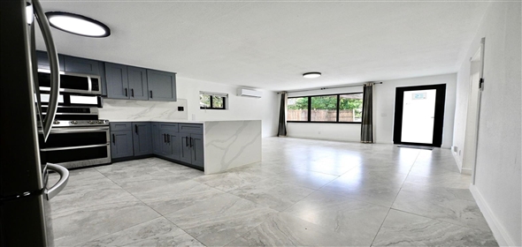 4937 SW 28 Avenue DANIA BEACH, FL 33312 Dania Florida, 33312 | Single Family in Dania 2/2. Just Remodeled!