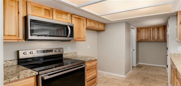 3852 S Evanston Street Aurora Colorado, 80014 | Beautiful Townhouse