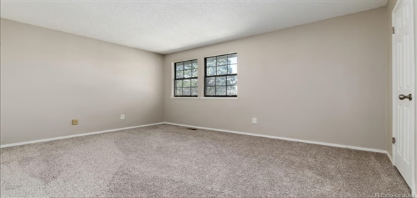 3852 S Evanston Street Aurora Colorado, 80014 | Beautiful Townhouse