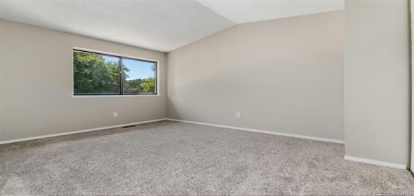 3852 S Evanston Street Aurora Colorado, 80014 | Beautiful Townhouse