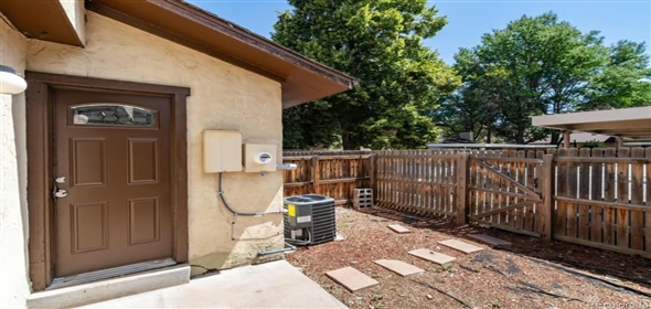 3852 S Evanston Street Aurora Colorado, 80014 | Beautiful Townhouse