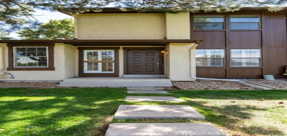 3852 S Evanston Street Aurora Colorado, 80014 | Beautiful Townhouse