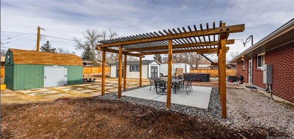 2415 E Maplewood Avenue Centennial Colorado, 80121 | Mid-Century Modern Ranch Style Home