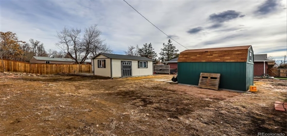 2415 E Maplewood Avenue Centennial Colorado, 80121 | Mid-Century Modern Ranch Style Home