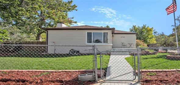 3790 W 54th Avenue Denver Colorado, 80221 | Charming Ranch-Style Home