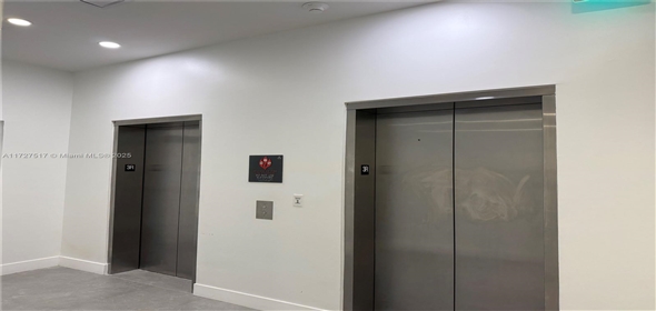 21290 Biscayne Blvd Aventura Florida, 33180 | Amazing Office