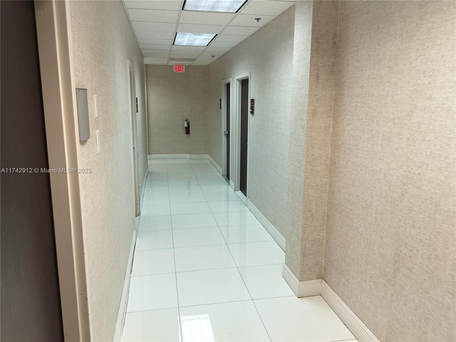 Office for Sale in North Miami Florida 33181