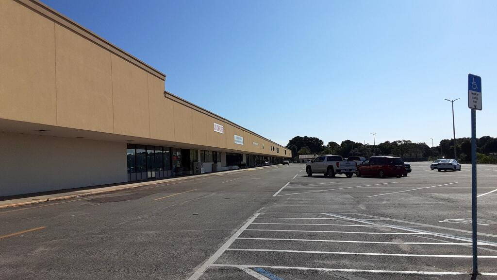 Retail/Office/Medical Space For Lease