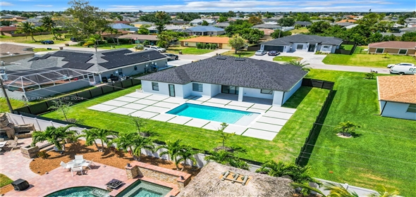 1208 NE 9th Ter Cape Coral Florida, 33909 | Beautiful Single Family
