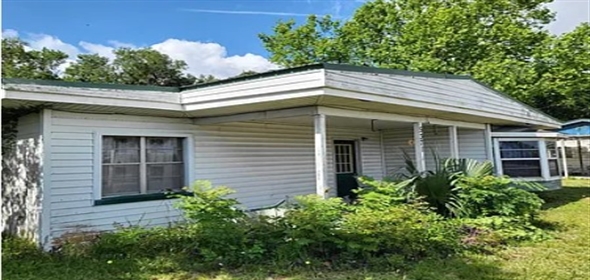 5371 & 5357 E Warm Springs Ave Wildwood Florida, 34785 | Cozi House