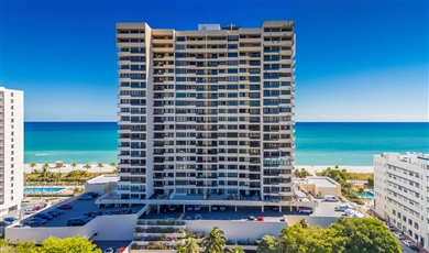 2555 Collins Ave # PH204 , Miami Beach Florida                                                                                              33140