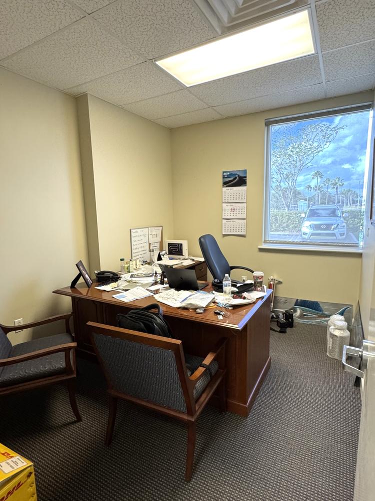 Elegant office
