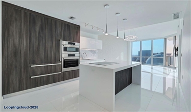 Elegant and Modern Condo, with an Excellent Location