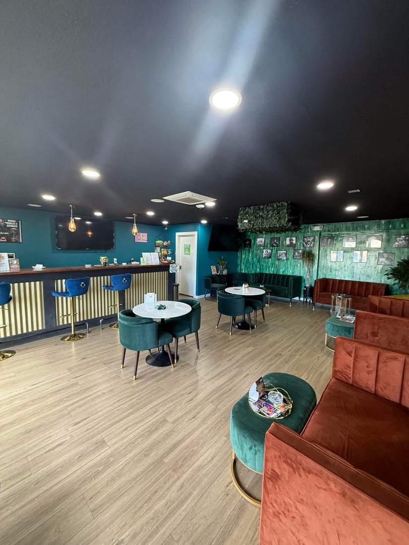 The Lounge
