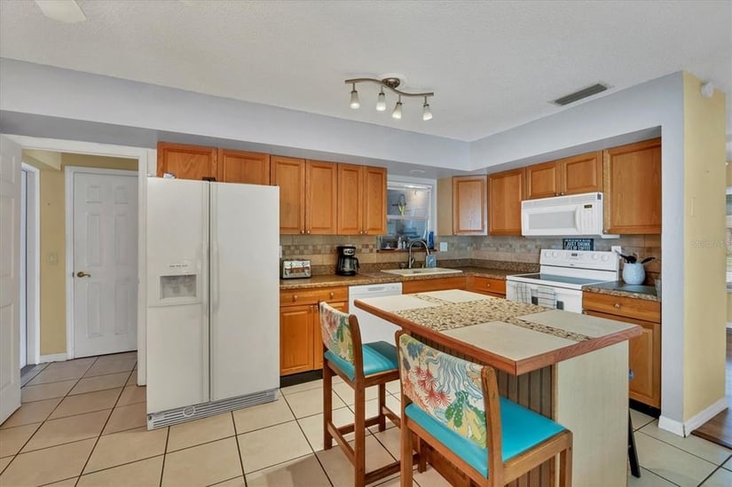 Lovely 2-Bedroom, 2-Bath Home