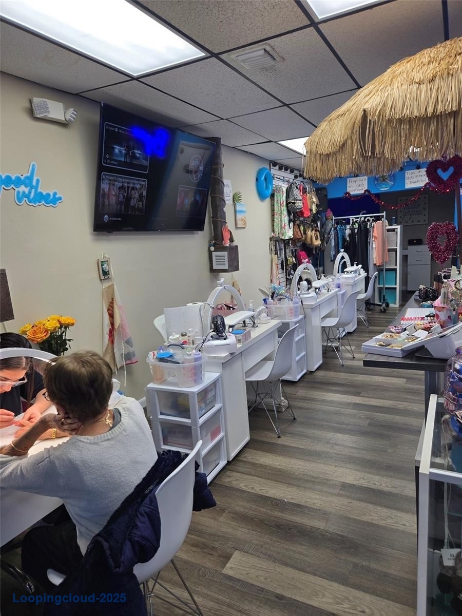 Beauty Nail Salon