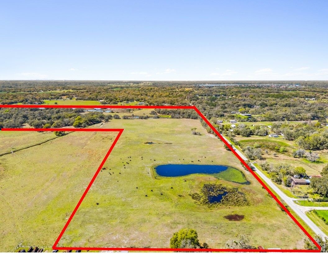 Commercial Property for Sale in Dover Florida 33527