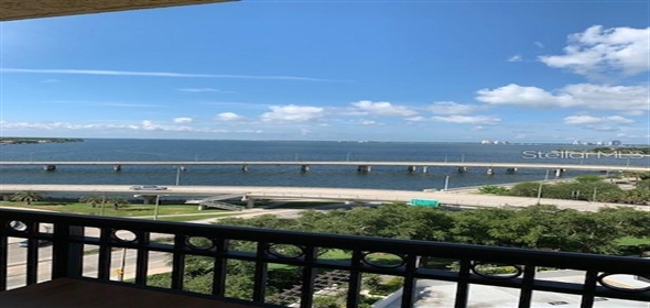 345 BAYSHORE BOULEVARD 911 Tampa Florida, 33606 | Cozy Condo