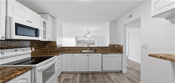 6855 Abbott Ave # 504 Miami Beach Florida, 33141 | Beautiful Condo