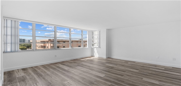 6855 Abbott Ave # 504 Miami Beach Florida, 33141 | Beautiful Condo