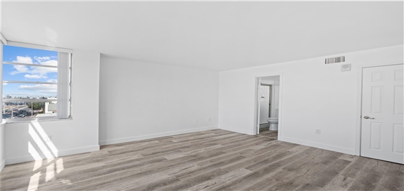 6855 Abbott Ave # 504 Miami Beach Florida, 33141 | Beautiful Condo
