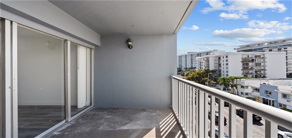 6855 Abbott Ave # 504 Miami Beach Florida, 33141 | Beautiful Condo