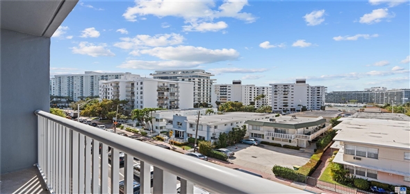 6855 Abbott Ave # 504 Miami Beach Florida, 33141 | Beautiful Condo