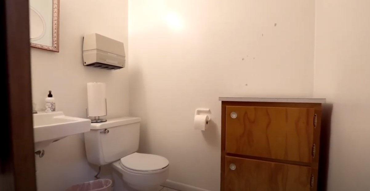 Class A Retail Steel Frame Building