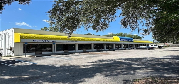 821 NE 36TH AVENUE #14 Ocala Florida, 34470 | Exclusive Retail Space