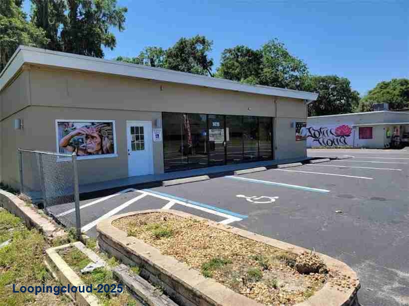 1416 E Silver Springs Blvd, Ocala, FL 34470