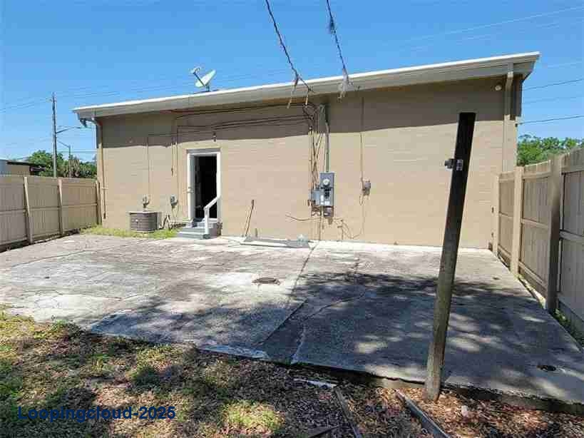1416 E Silver Springs Blvd, Ocala, FL 34470