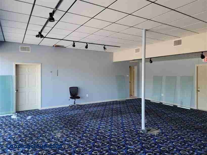 1416 E Silver Springs Blvd, Ocala, FL 34470