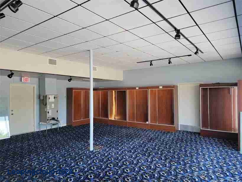 1416 E Silver Springs Blvd, Ocala, FL 34470