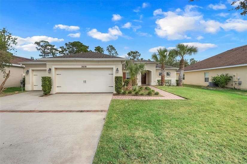 Beautifully Manteined Home