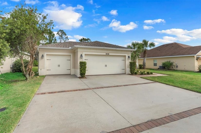 Beautifully Manteined Home