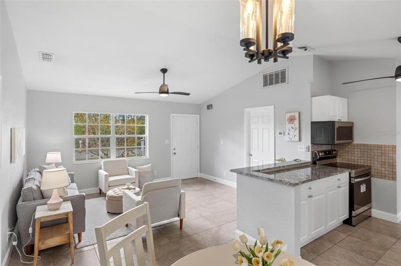 Cozi Home in Gulf Cove