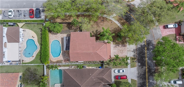 19009 NW 23rd St Pembroke Pines Florida, 33029 | Stunning Singlefamily