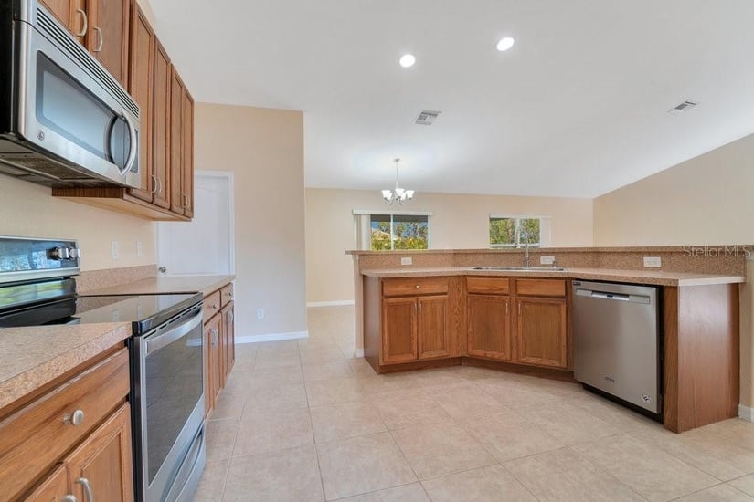 Beautiful Open Layout Spacious Home