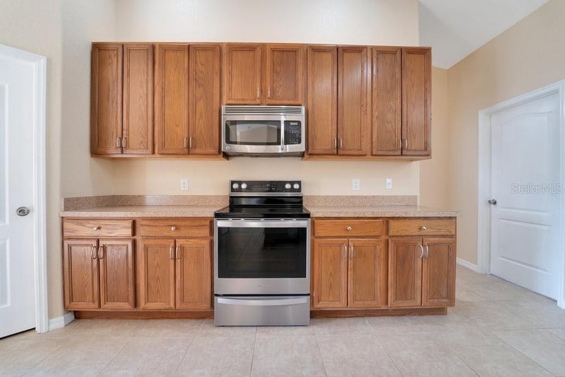 Beautiful Open Layout Spacious Home