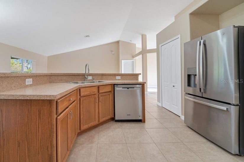 Beautiful Open Layout Spacious Home