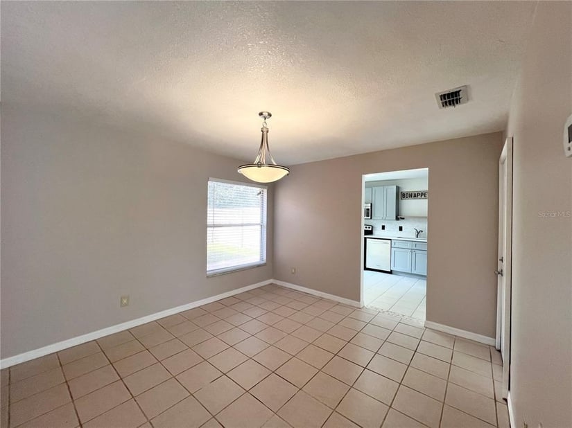 Beautiful 2 bedroom 2 bathroom Home