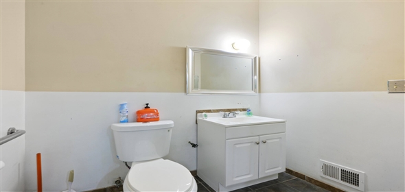 1225 Royal Dr SW Conyers Georgia, 30094 | STANDING WAREHOUSE