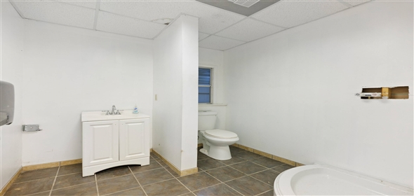 1225 Royal Dr SW Conyers Georgia, 30094 | STANDING WAREHOUSE