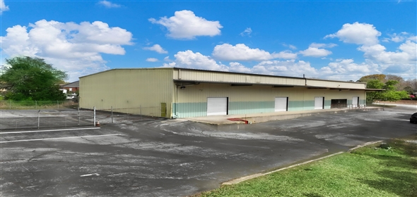 1225 Royal Dr SW Conyers Georgia, 30094 | STANDING WAREHOUSE