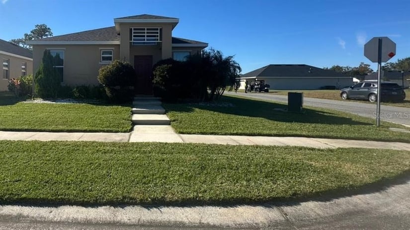 Perfect Blend of Style and Comfort Home