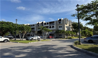 7915 Camino Real # N-302 , Miami Florida                                                                                              33143