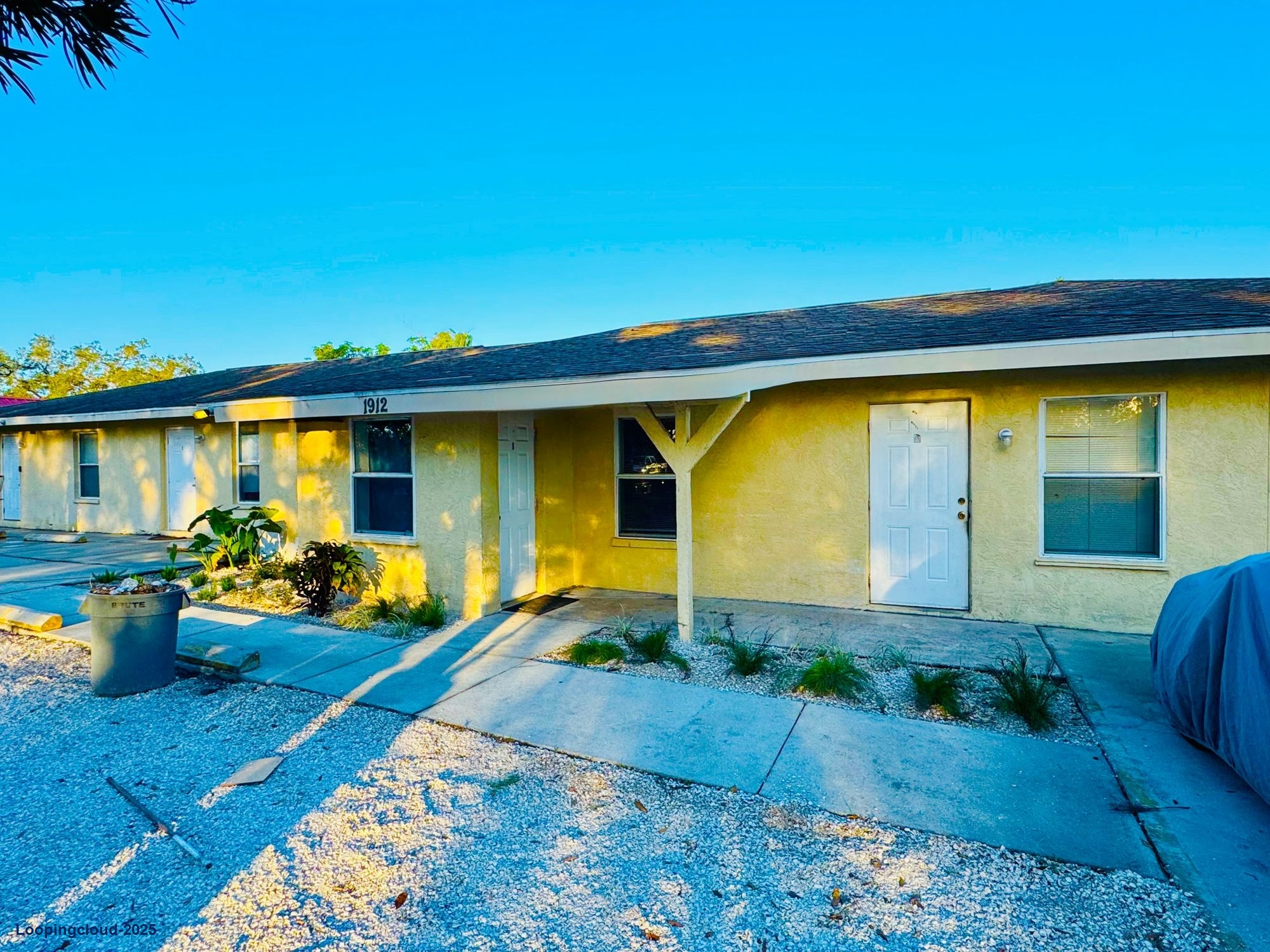 13% CASH-ON-CASH RETURN! THE PALMETTO PLACE APARTMENTS FOR SALE! (SELLER FINANCING AVAILABLE!)
