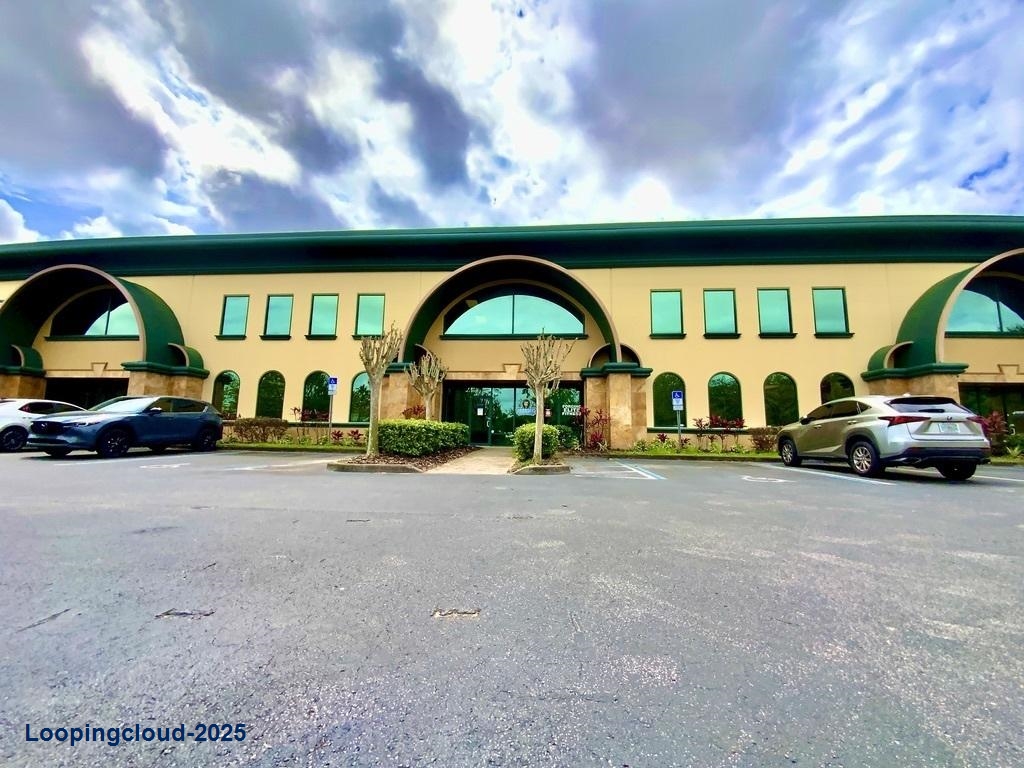 Drew Tina Commerce Center - Suite 15