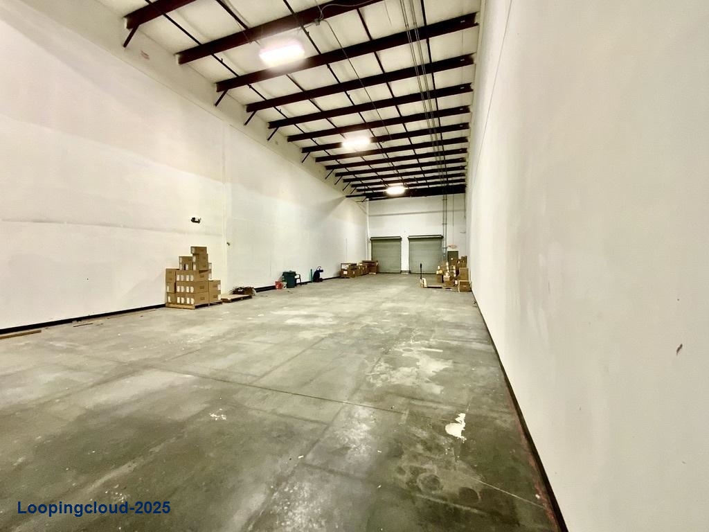 Drew Tina Commerce Center - Suite 15